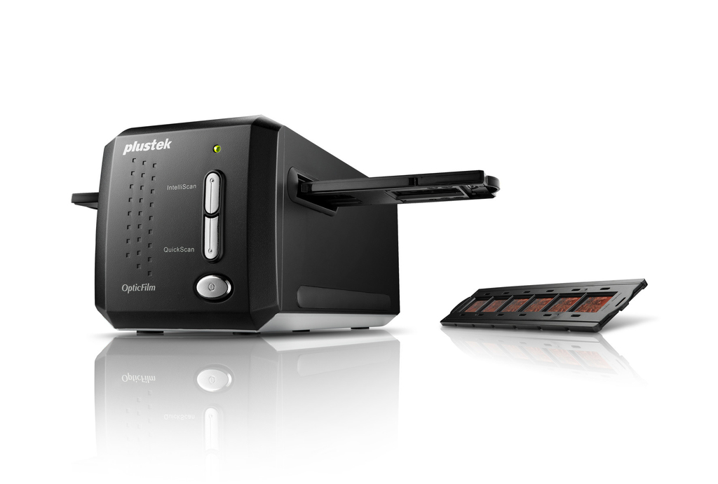 PLUSTEK OpticFilm 8200i AI