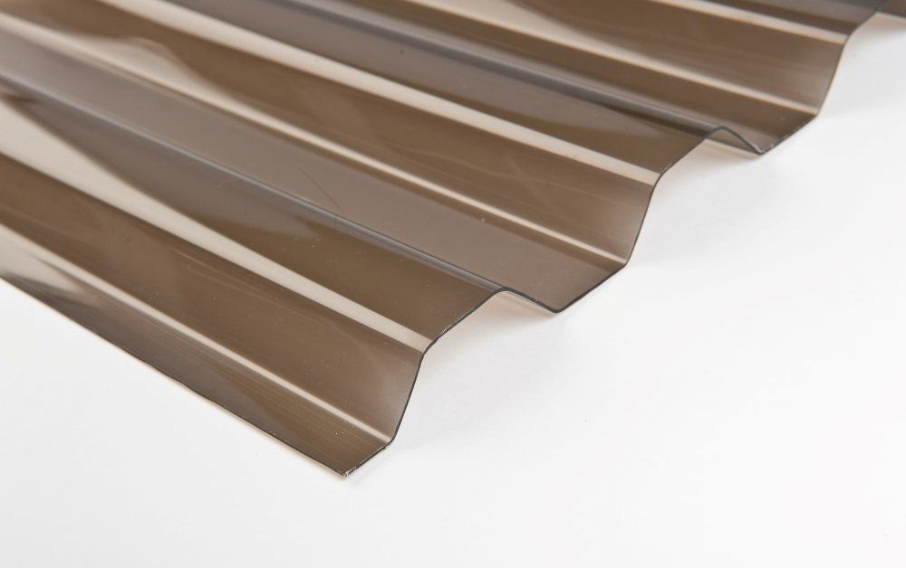 Profiliuota plokštė OMBRE, trapecinė, matmenys 0,7x900x2000 mm, bronzos spalva,  PVC lakštai skirti