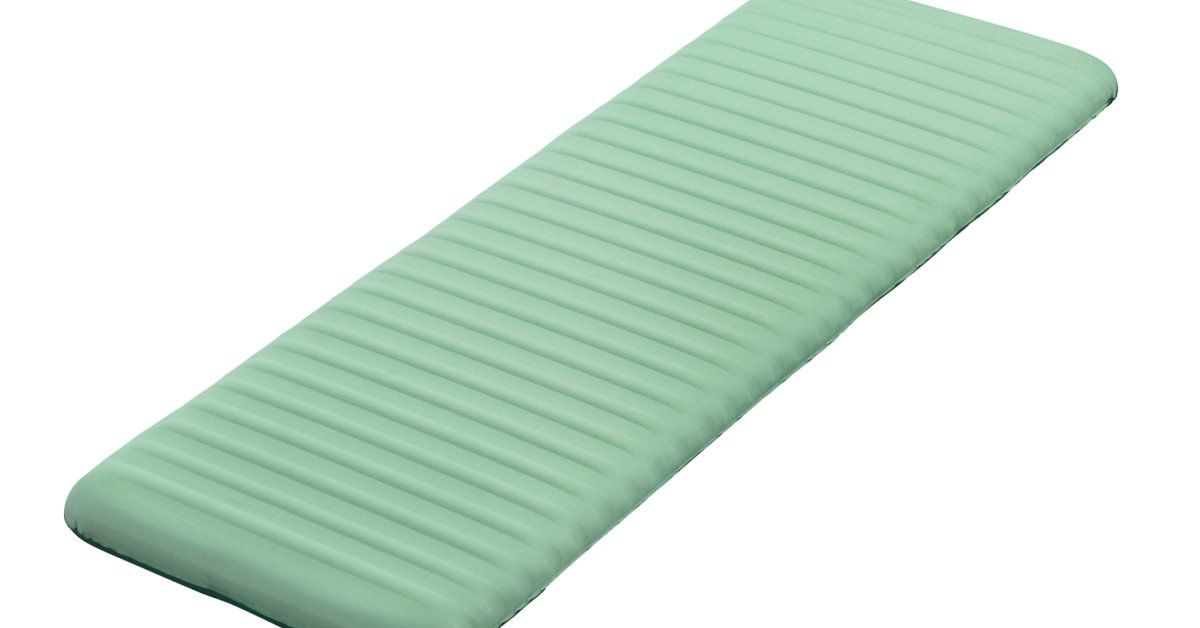 Savaime prisipučiantis turistinis kilimėlis BESTWAY ComforTrek, 183x63,5x7,6 cm, 69622