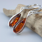 Rudi gintariniai auskarai. Sidabriniai auskarai. Dovana Jai.