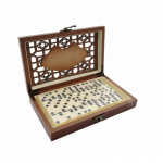 Stalo žaidimas Domino medinėje dėžutėje